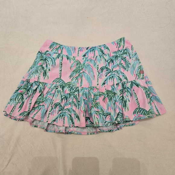 Lilly Pulitzer Dresses & Skirts - Lilly Pulitzer Luxletic Skort Size Small Palm Trees Taye Blossom Suite Views
